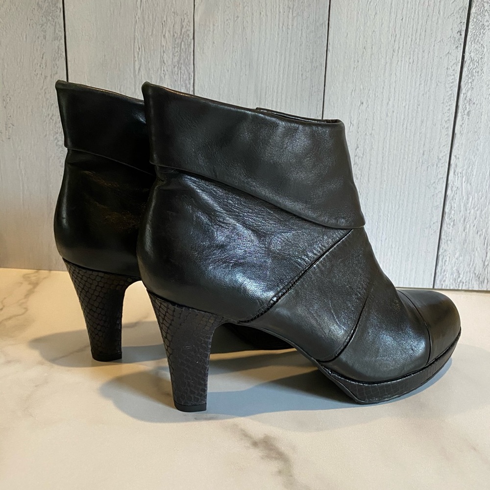 Raffini Black Leather Boots